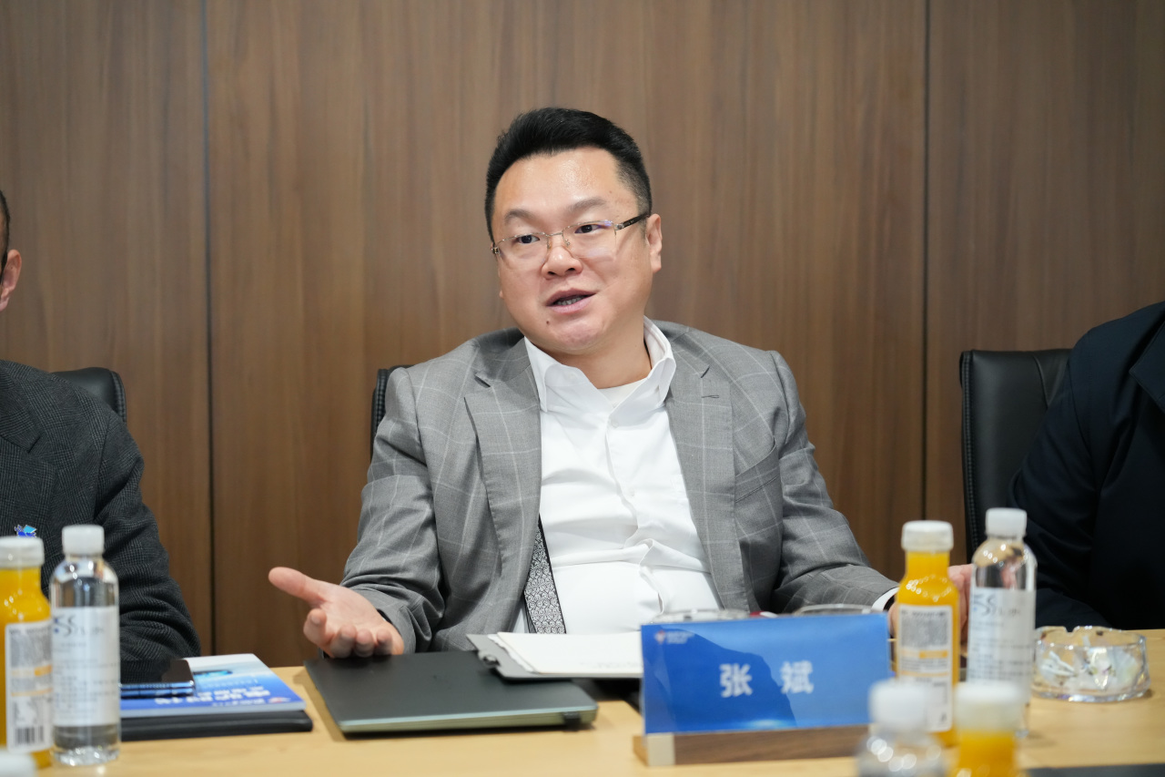 北汽国际与电驴时代共商新能源海外维修标准制定  电动车三电诊断技术海外落地研讨会现场  破解出海维修难题 企业技术团队对接实录