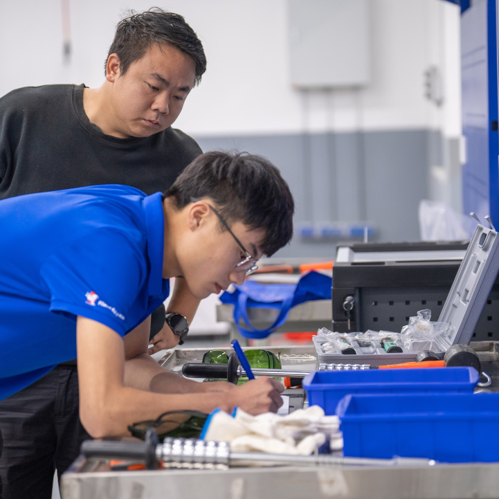 电驴集团激光焊接机专项培训圆满收官 电驴集团激光焊接机专项培训圆满收官