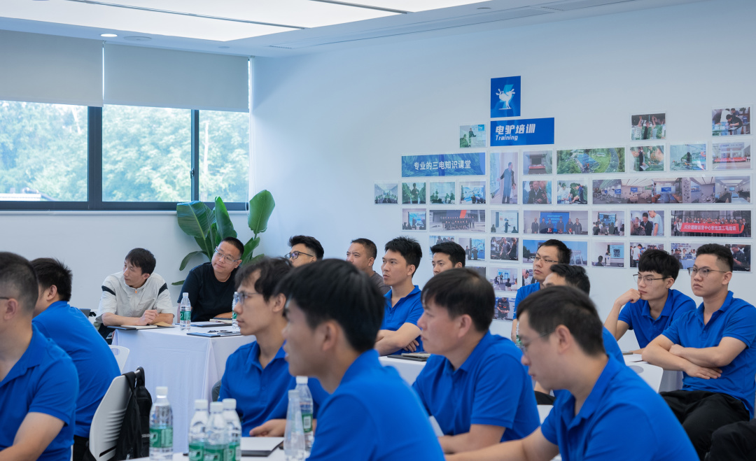 电驴集团激光焊接机专项培训圆满收官 电驴集团激光焊接机专项培训圆满收官