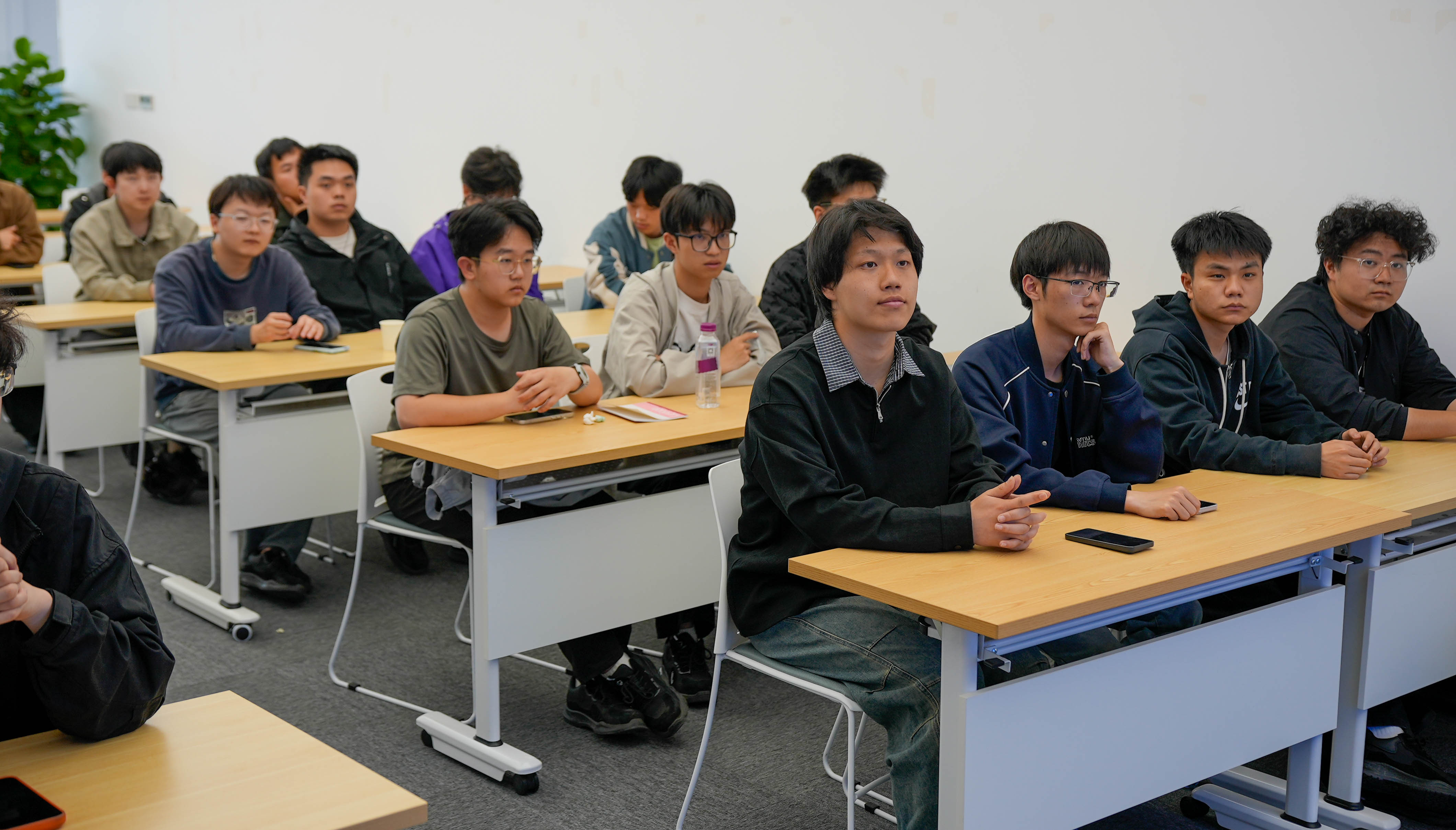 产教融合;西华大学;电驴闪修